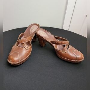 Clark's Artisan‎ Collection Brown Leather Clogs Size 6.5M